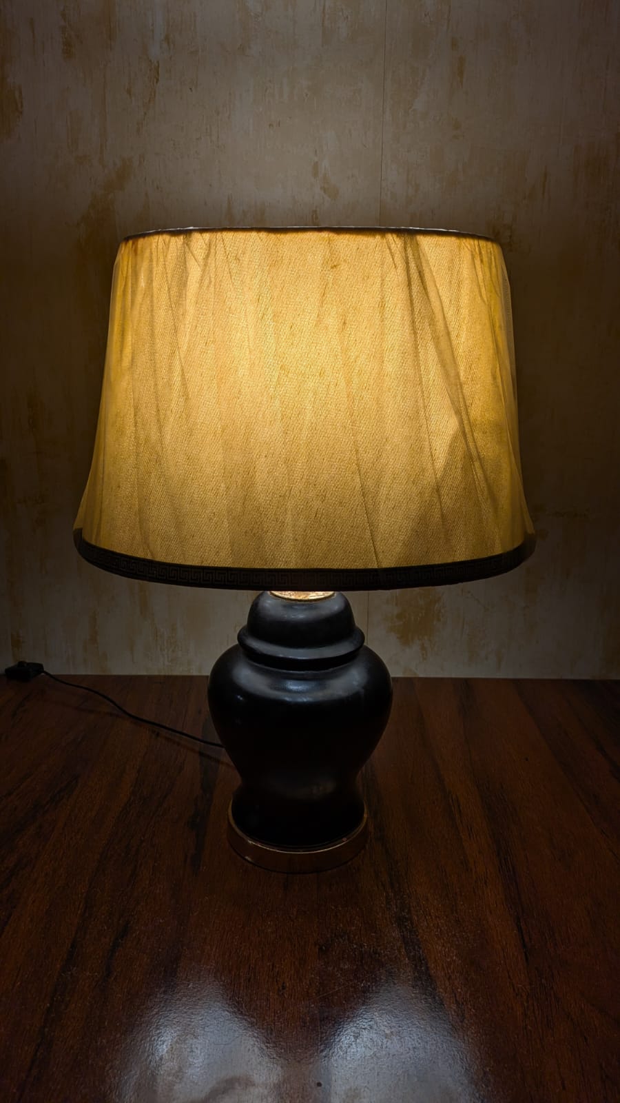 Imported Elegant Table lamp