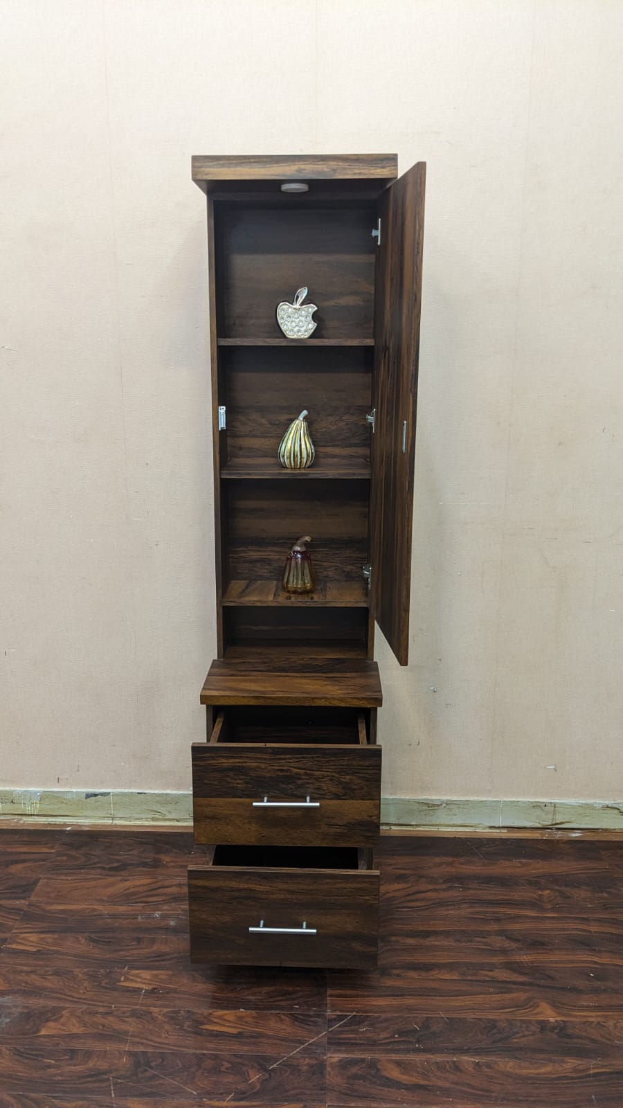 DivineCrafts New Dressing Table