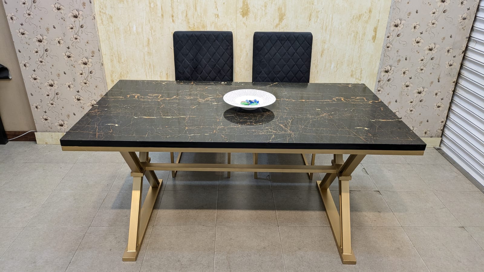6 Seater Dinning Table