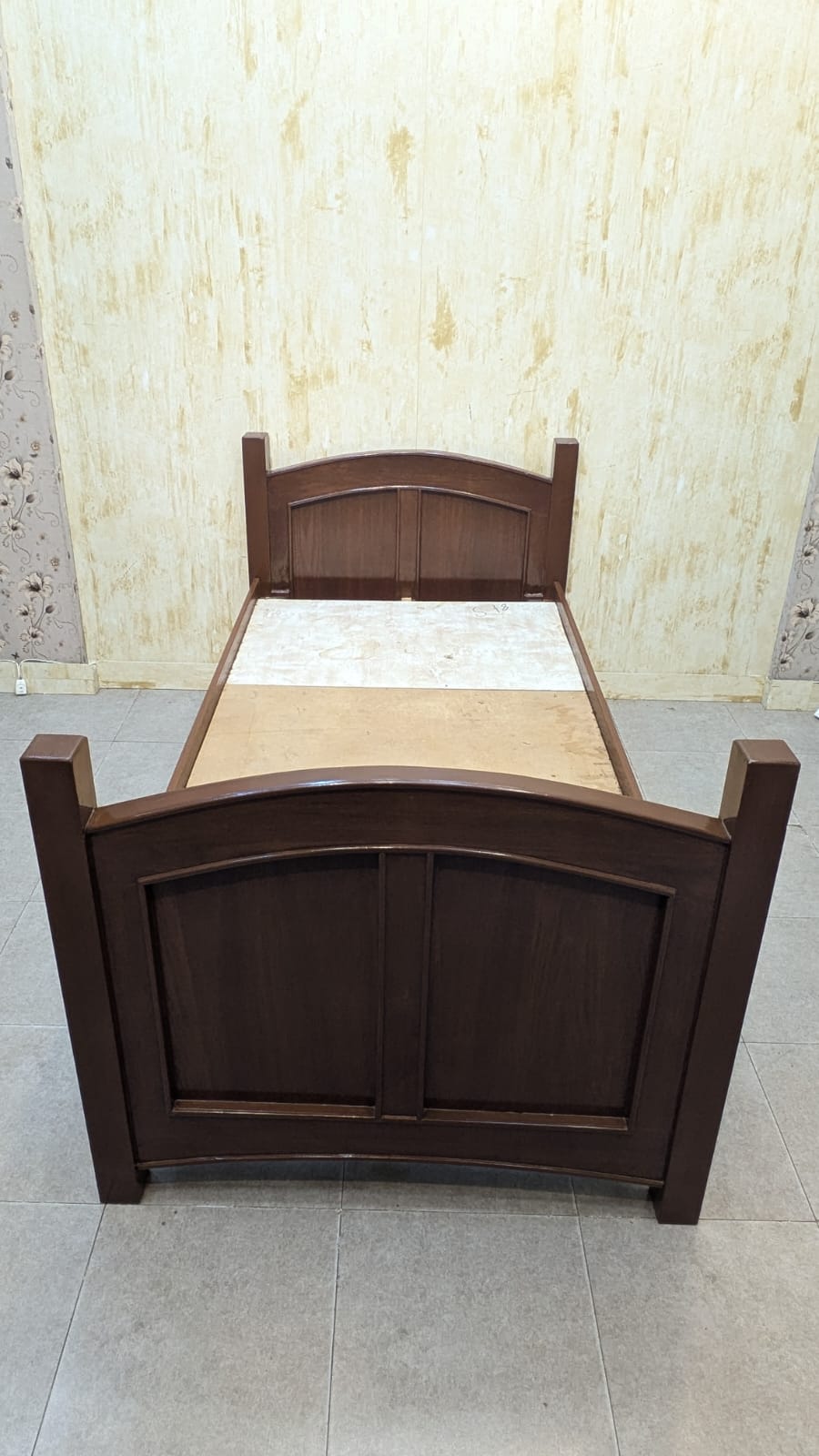 Oak Wood Single Bed