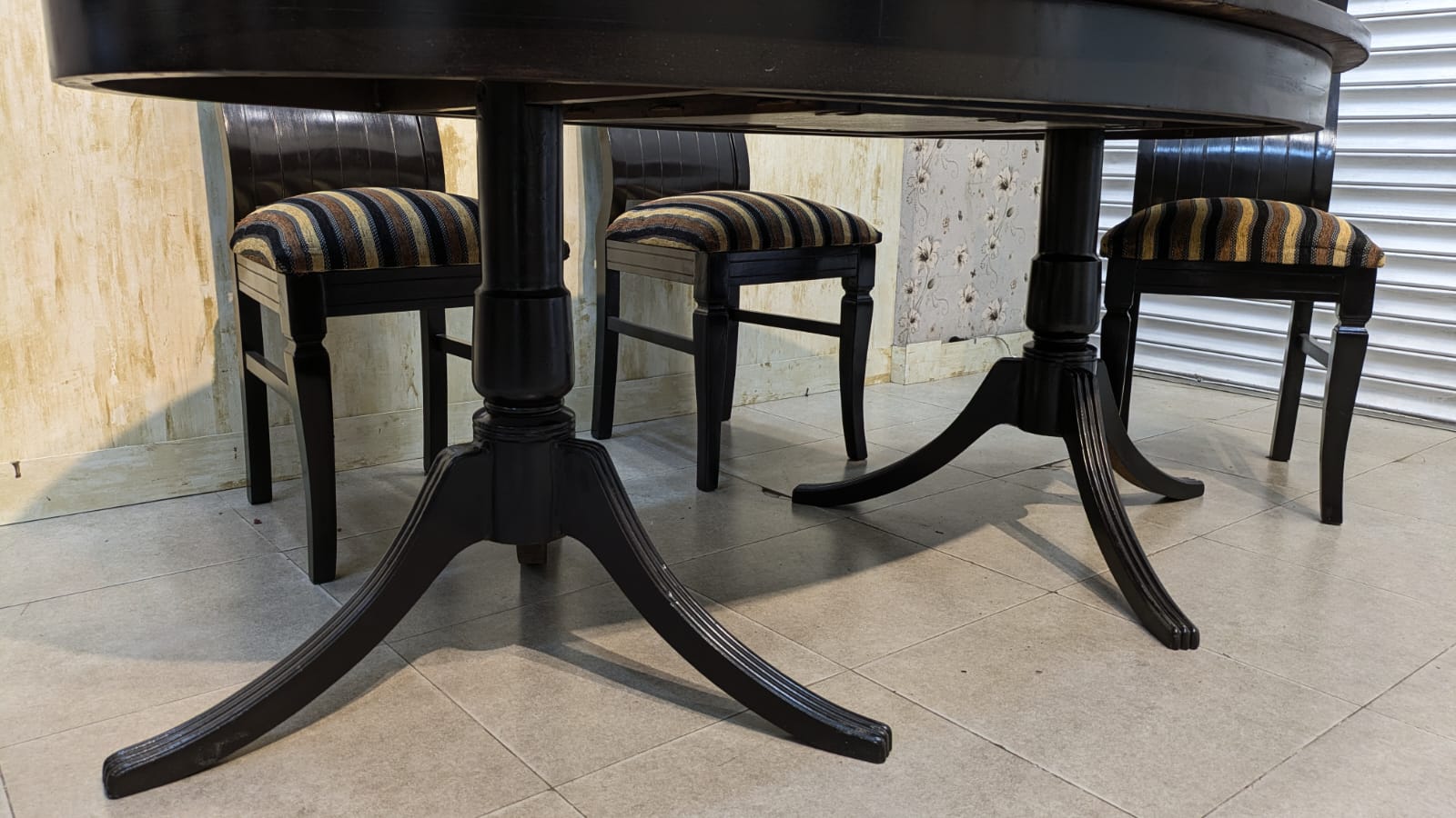 Imported 6 Seater Extendable Dining Table