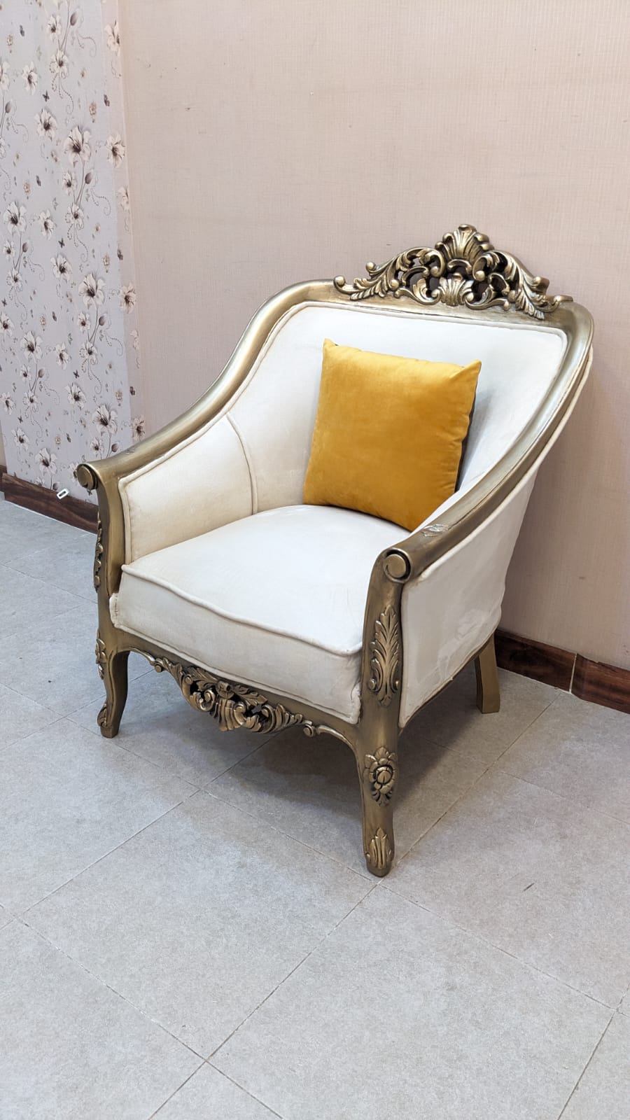 Solid Sheesham Wood 5 Seater Chinioti Sofa Set