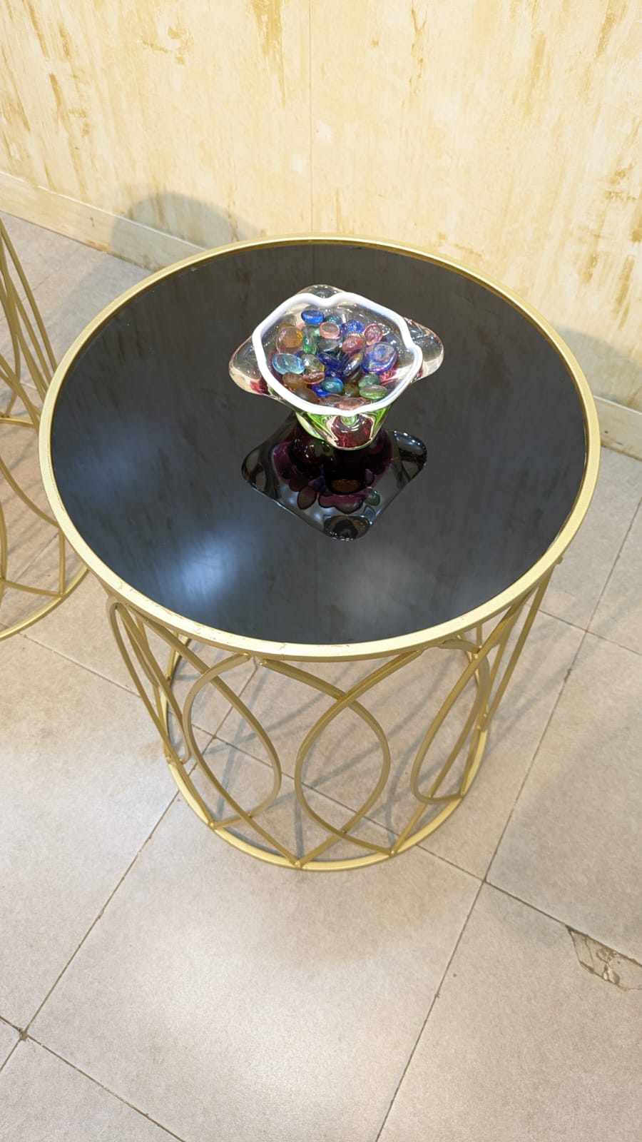 Corner Table