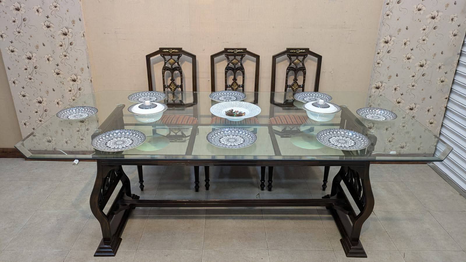Solid Sheesham Wood 8 Seater Dining Table