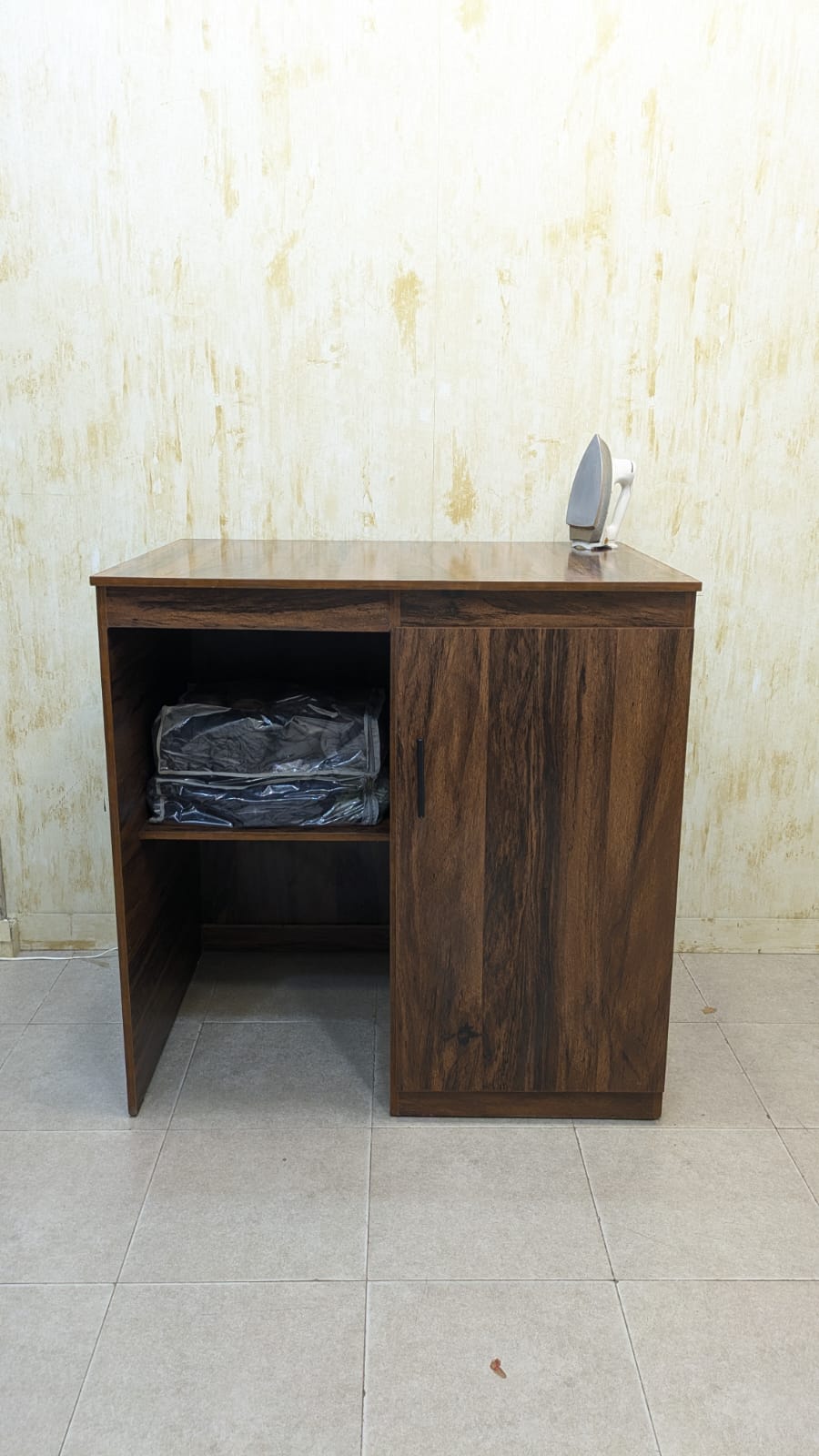 Stylish Iron Table with Storage