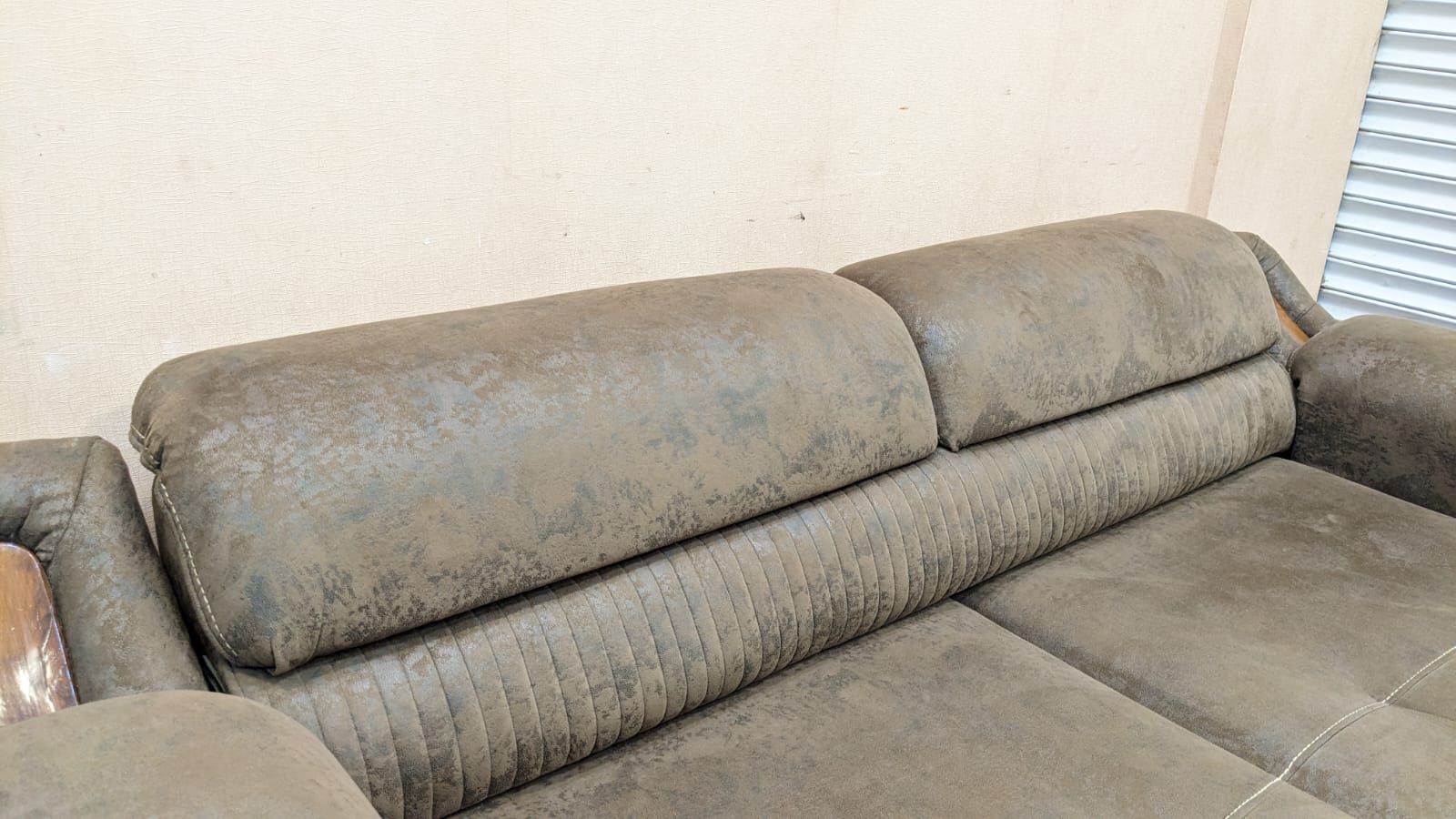 🔥Roshaan Furniture 🔥 Turkish Inspired 5 Seater Sofa Set with Tables