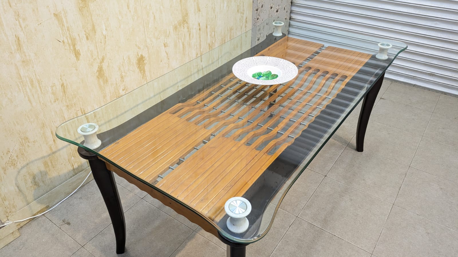 Dinning table