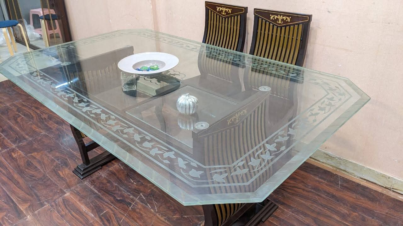Pure Sheesham Wood 6 Seater Dining Table