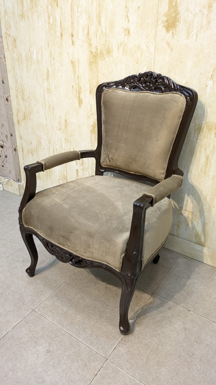 Room Chair