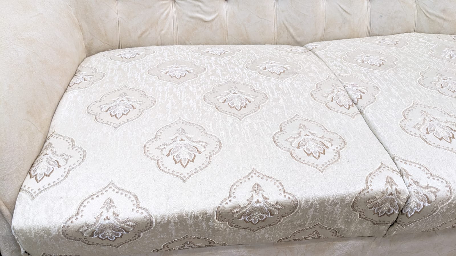 Stylish 7 Seater Sofa Set