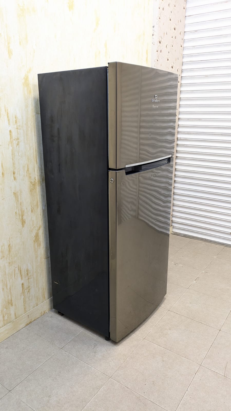 Dawlance Signature Inverter Refrigerator