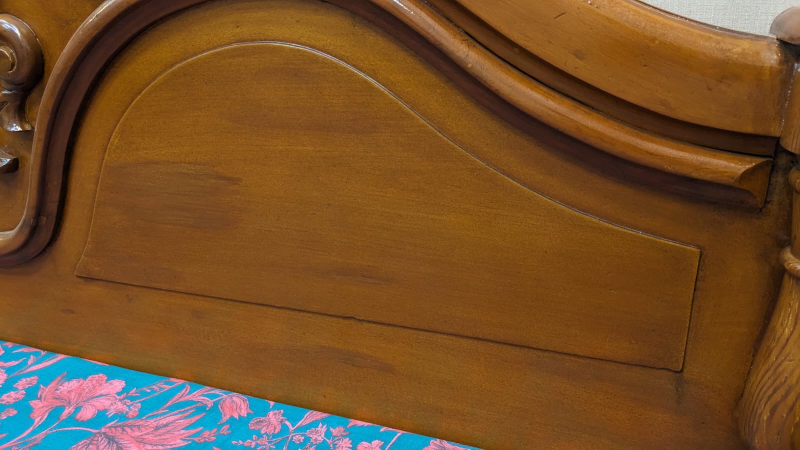 Diyar Wood and Ply King Size Bed with 2 Side Tables