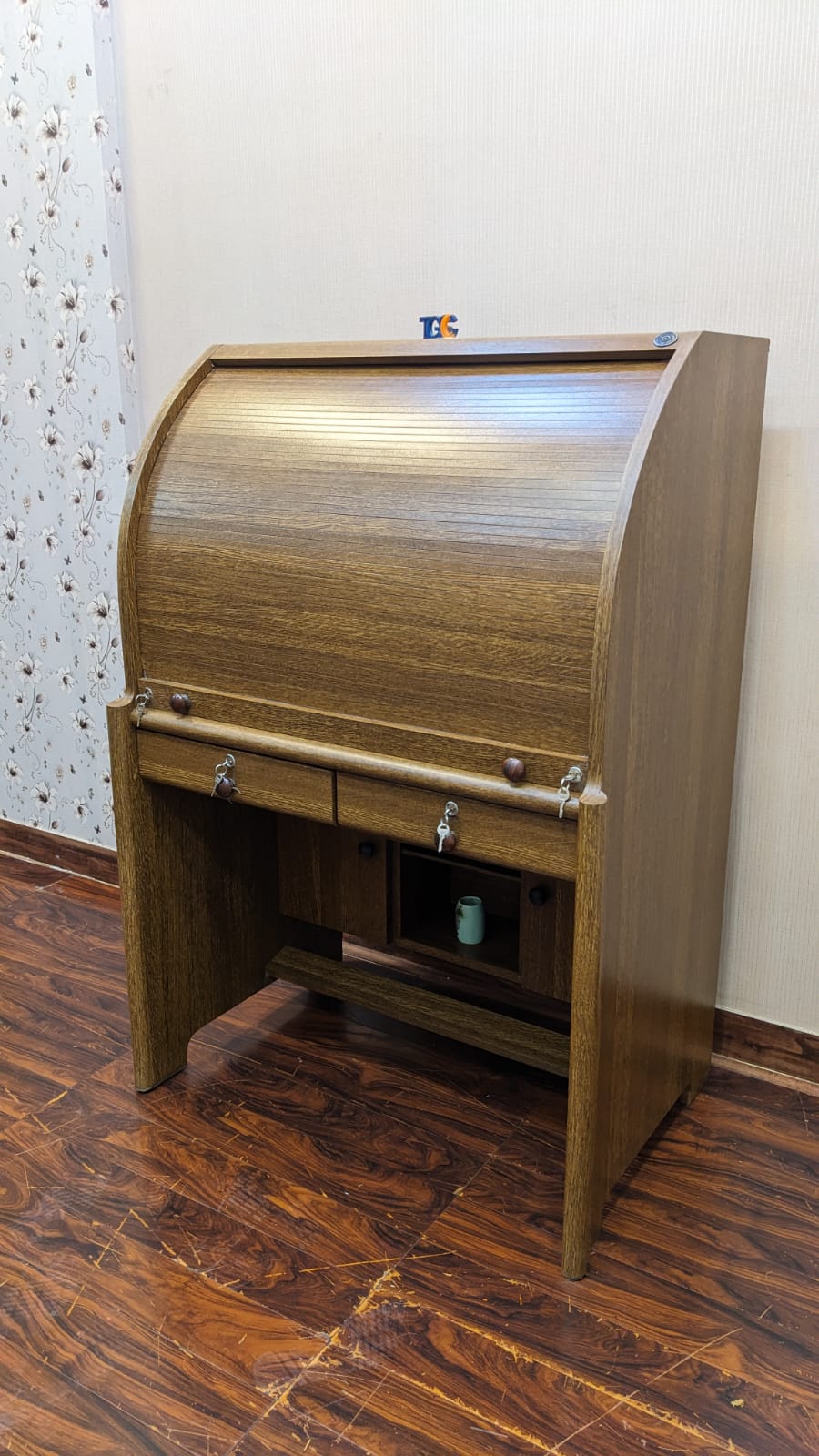 ✨ Imported ✨ Roll Top Desk