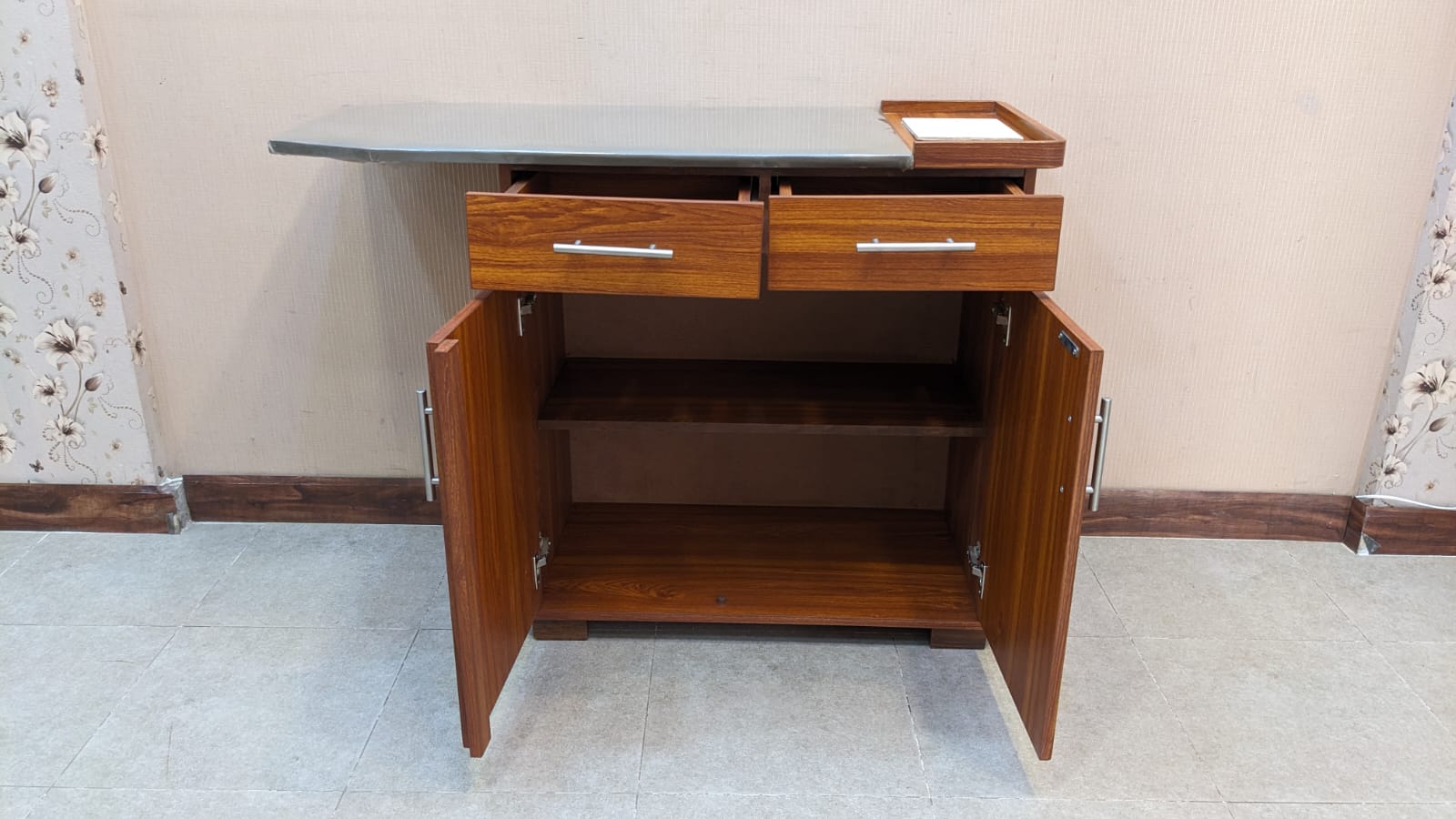 Divinecrafts Brand New Ironing Station