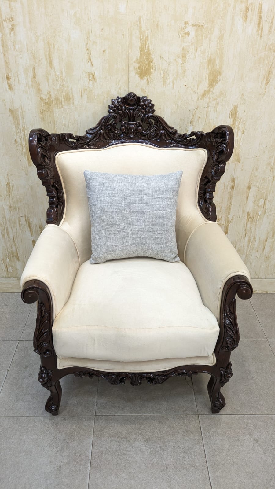 Chinioti 5 Seater Sofa Set