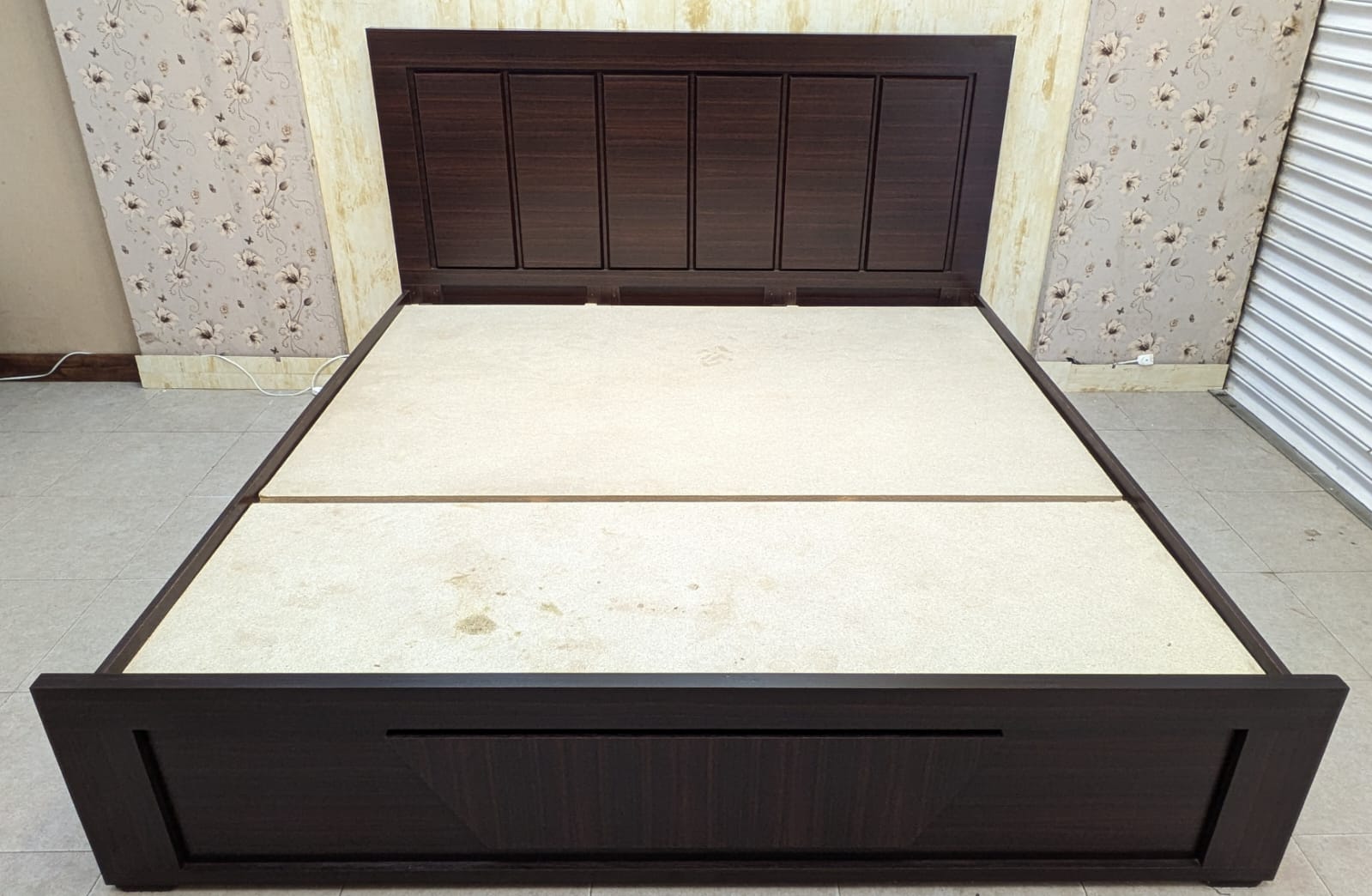 King size bed