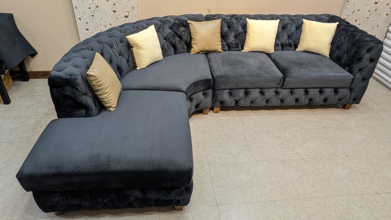 Modern Design 6 Seater L Shape Sofa Set