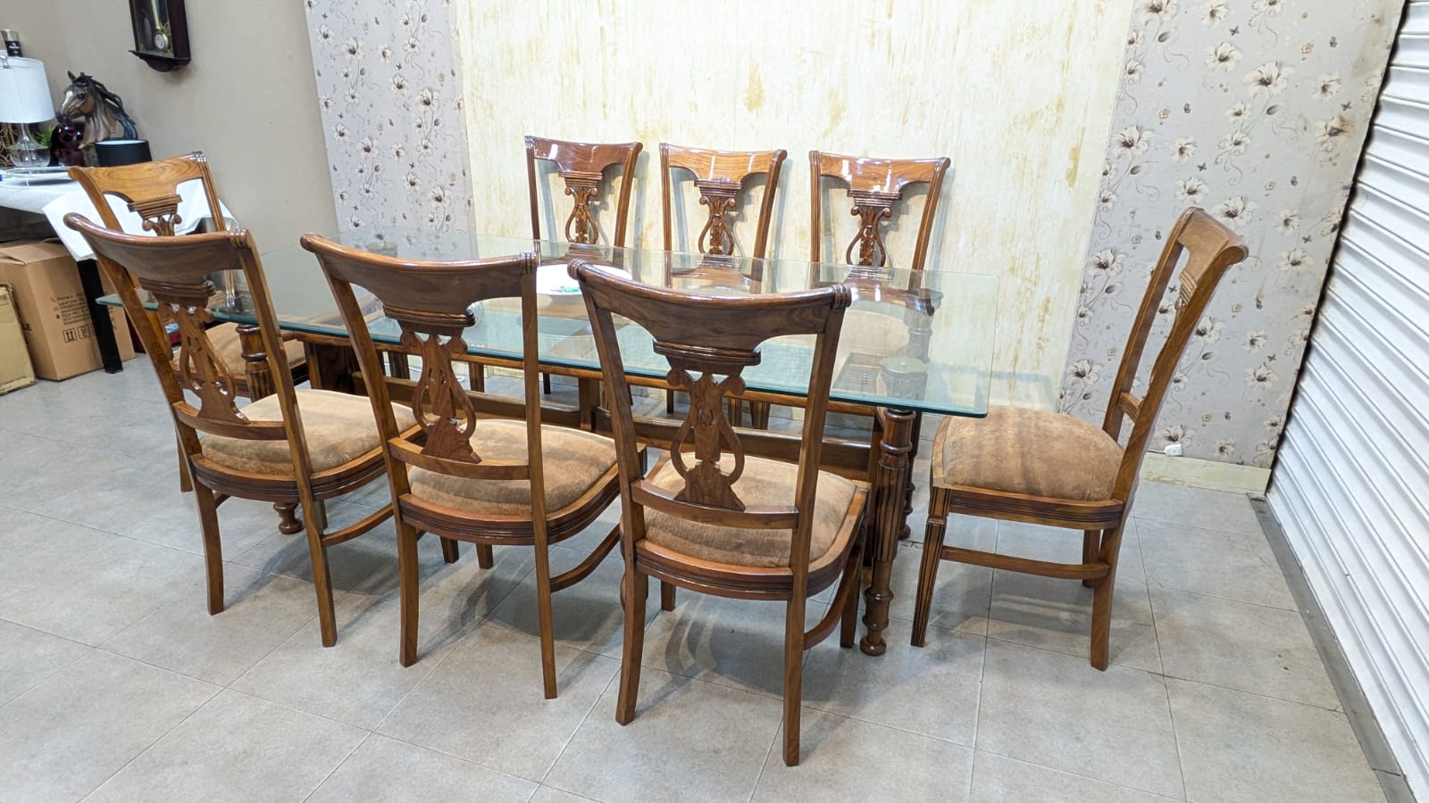 8 Seater Dinning Table