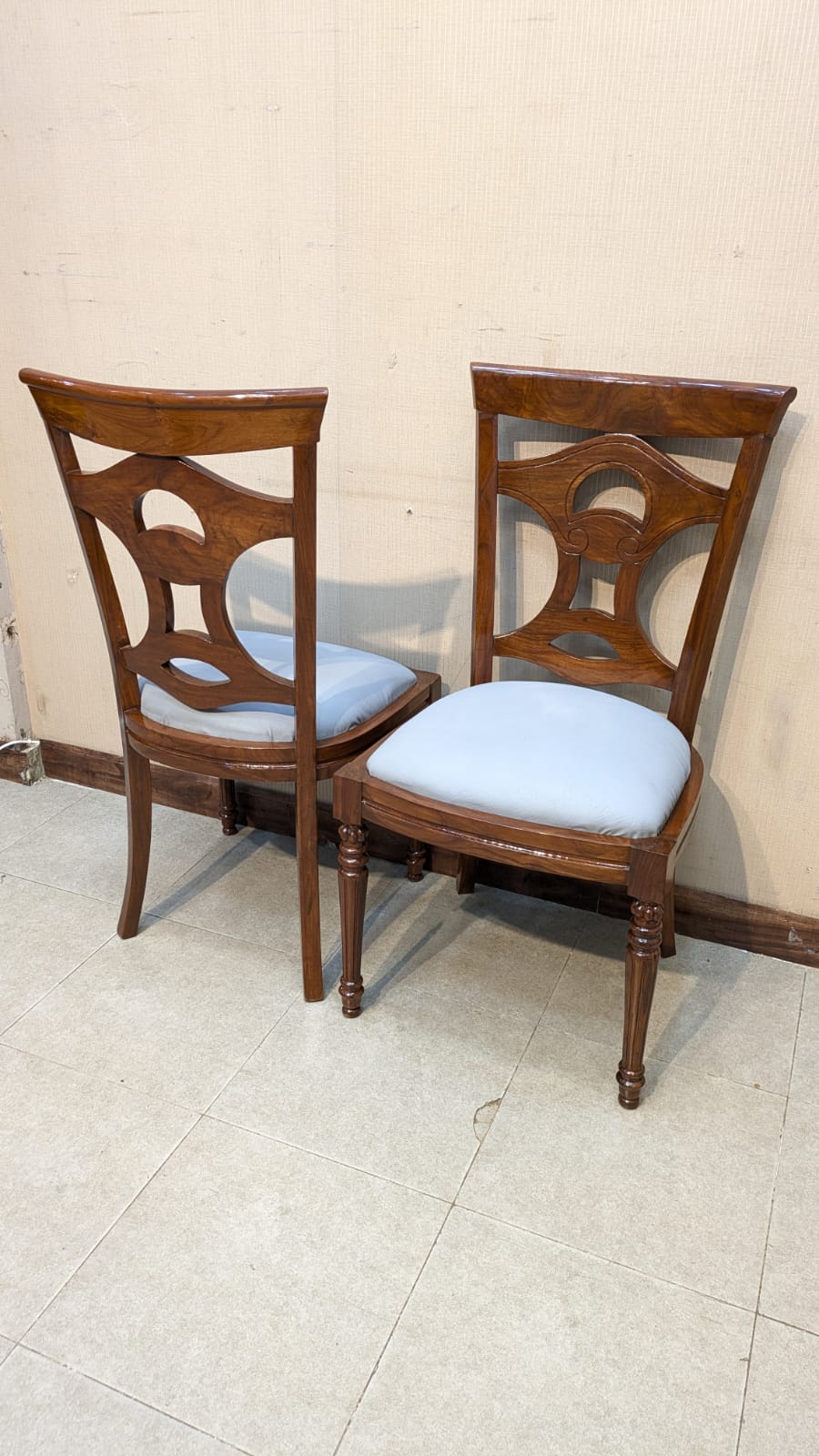 Solid Sheesham Wood 8 Seater Dining Table