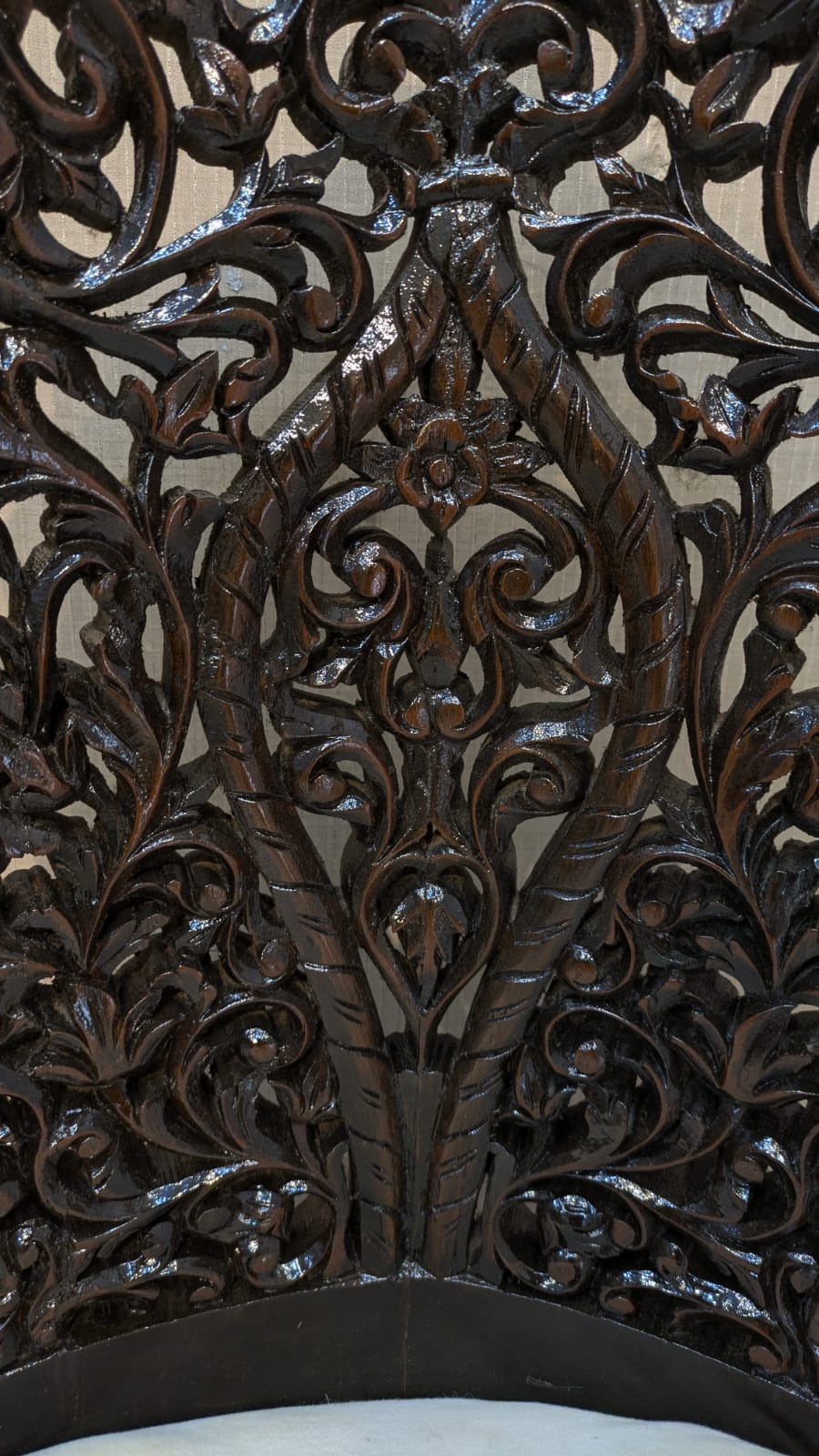 Solid Sheesham Wood Pair of Peri chairs
