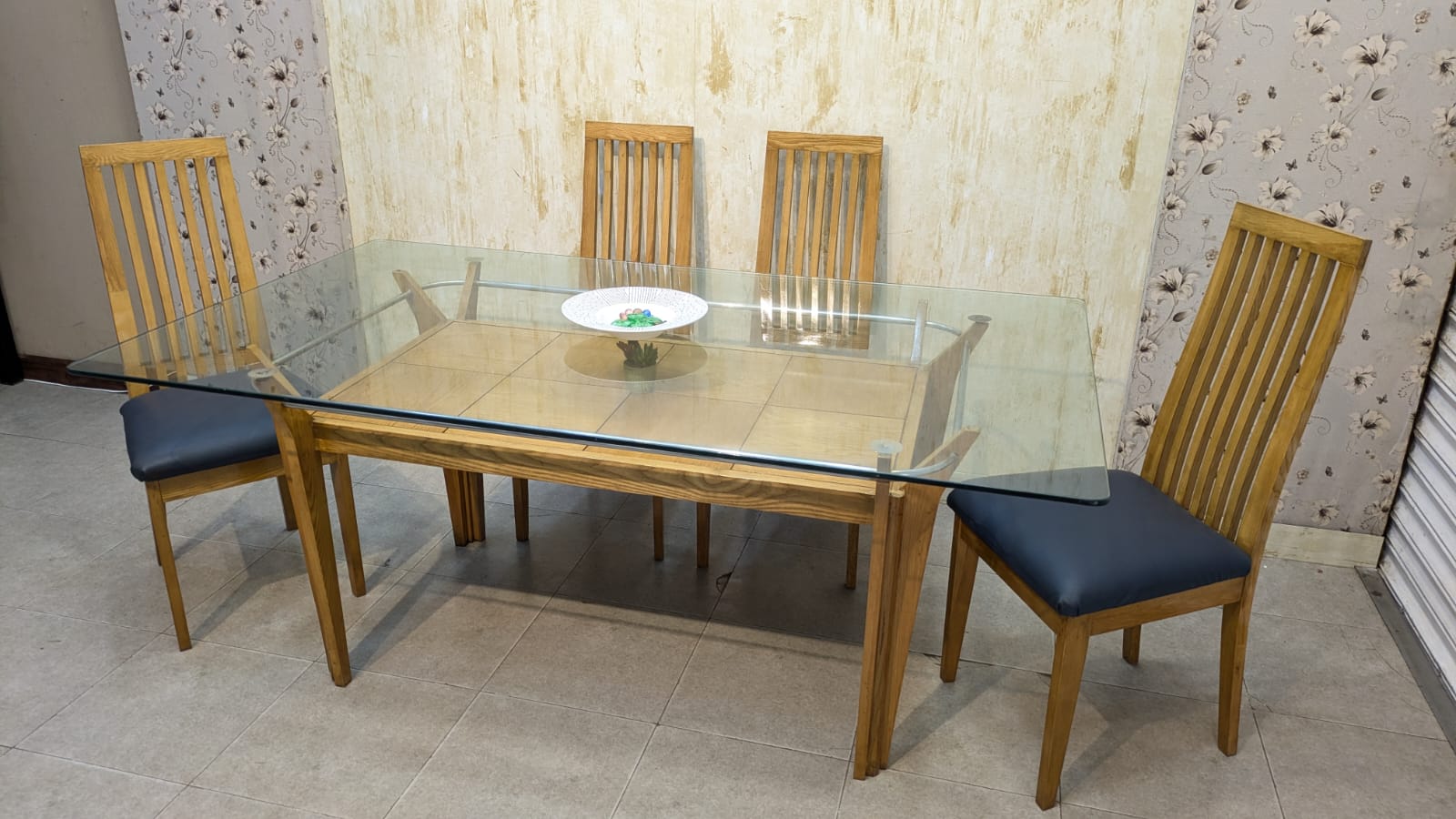 Imported 6 Seater Dining Table