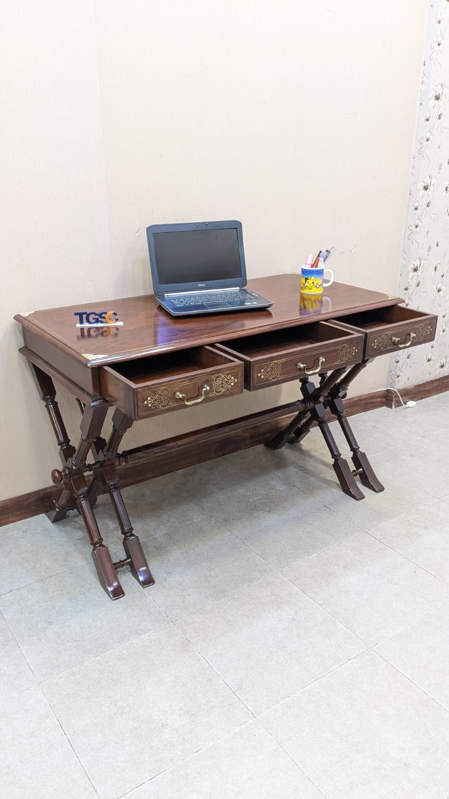 Antique 100% Solid Sheesham Wood Writing Desk