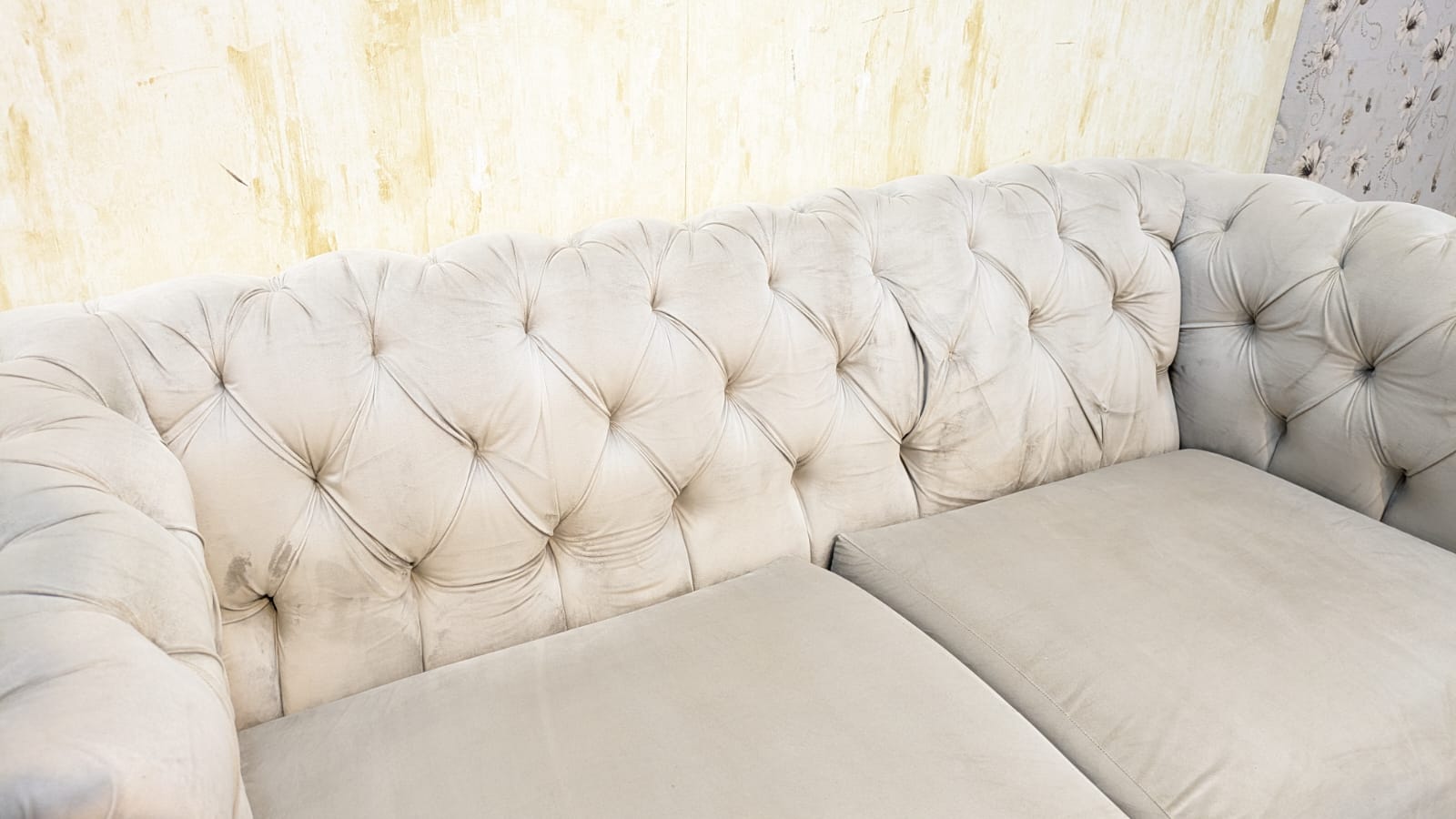 Comfortable 4 Seater Sofa Set