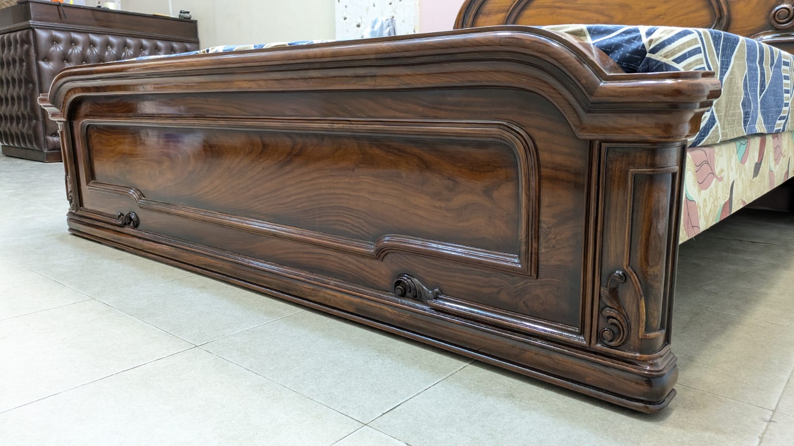 Sheesham Wood And Ply King Size Bed Set