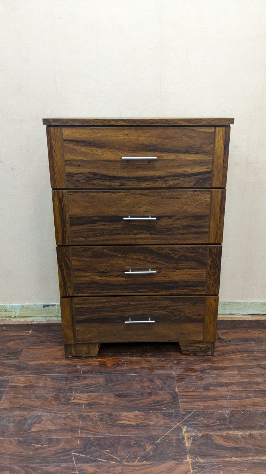 DivineCrafts Brand New Chest Of Drawers