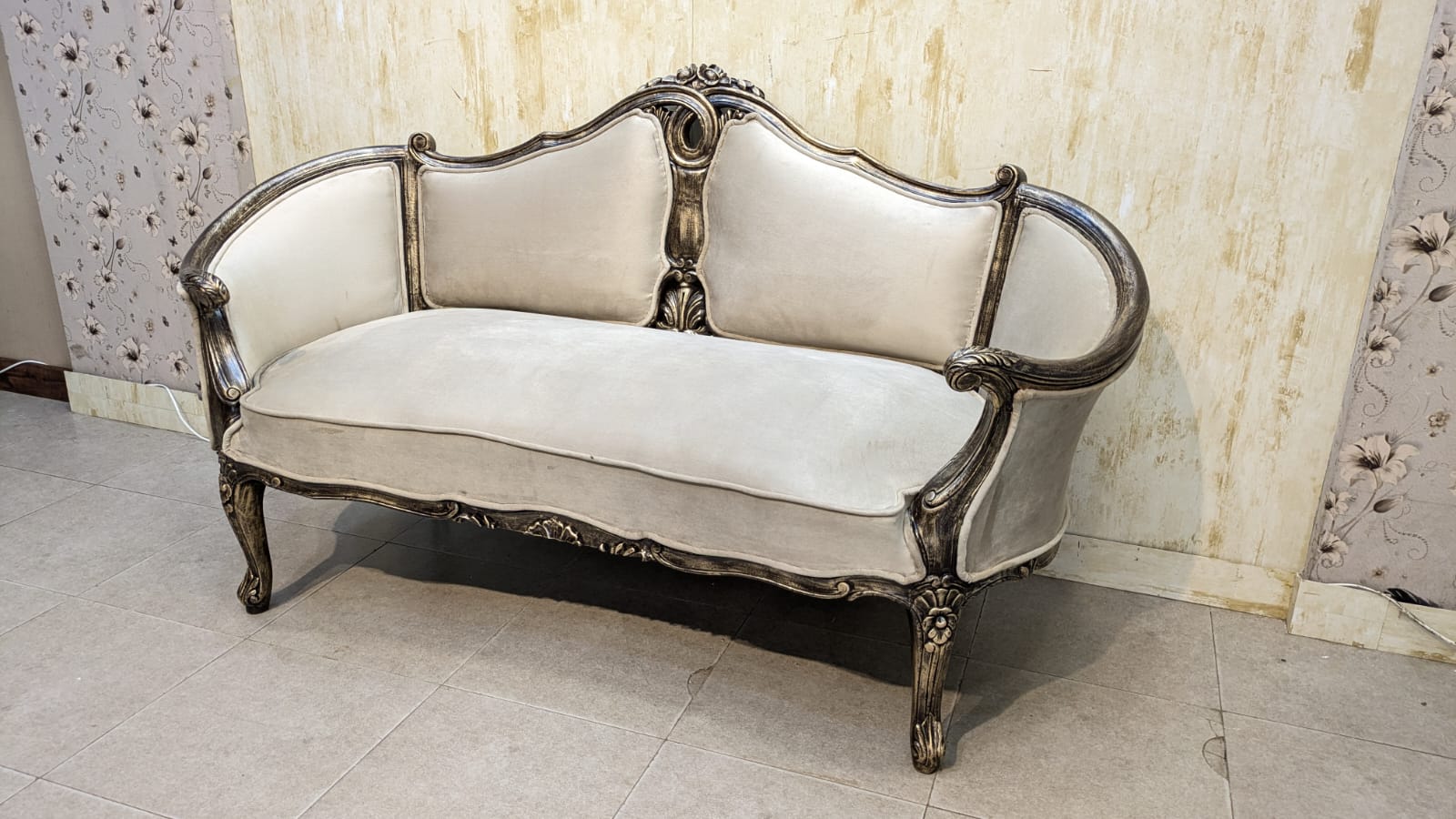 Victorian 4 Seater Sofa Set