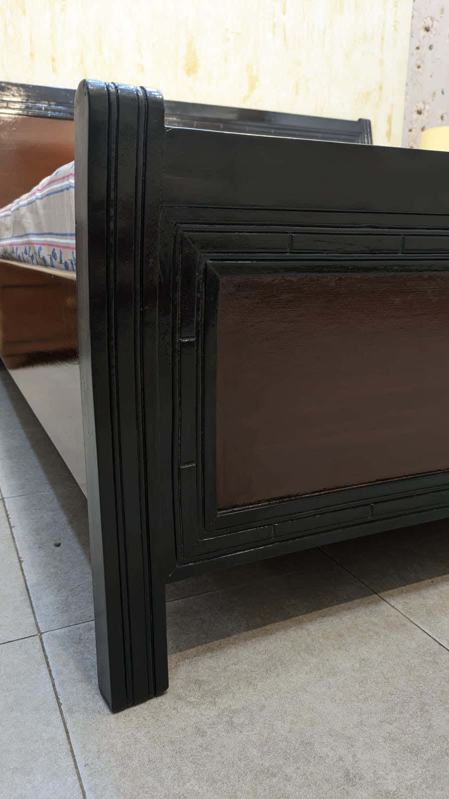 King Size Bed With 2 Side tables