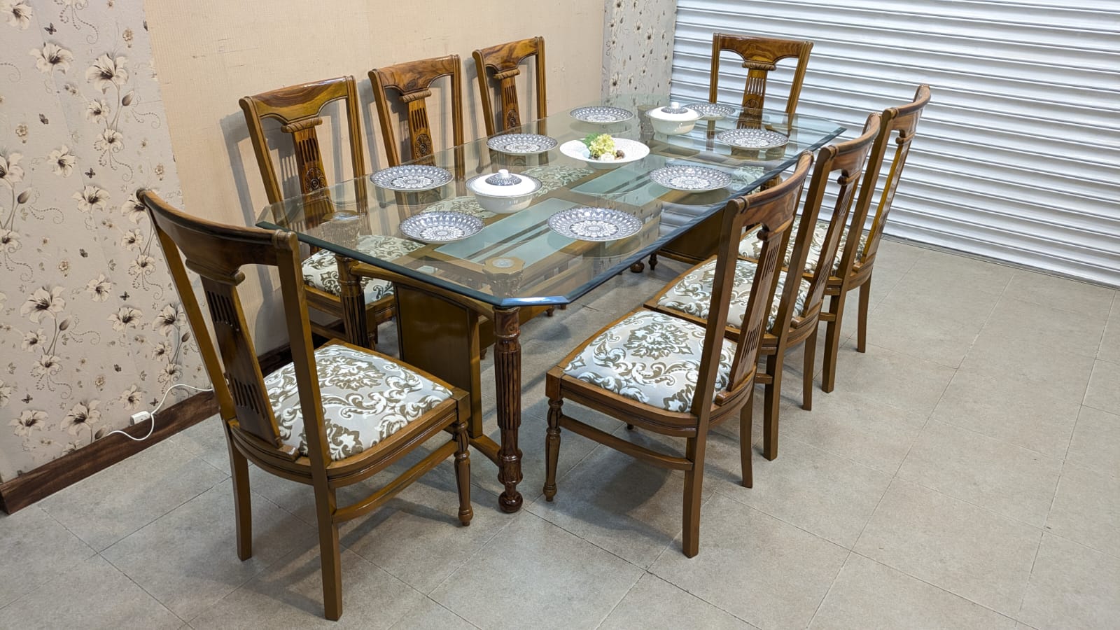 Solid Sheesham Wood 8 Seater Dining Table