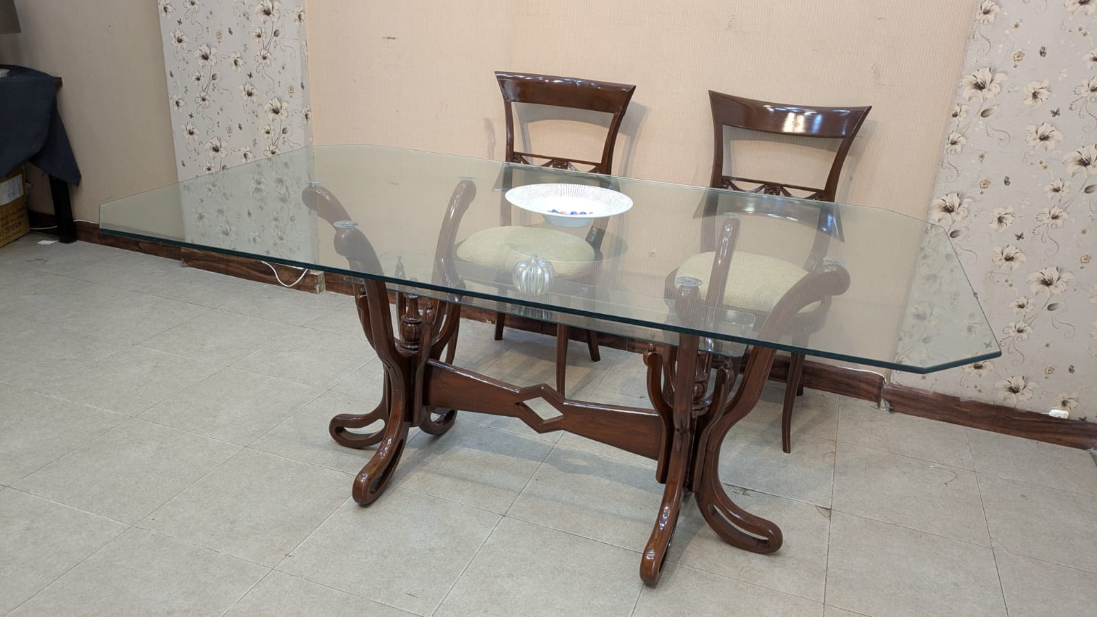 6 Seater Dining Table