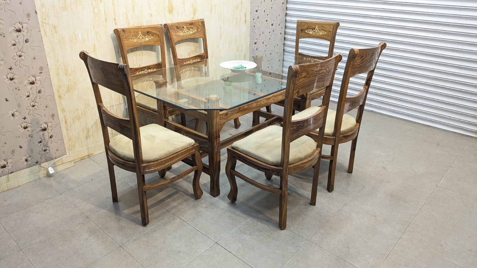 Solid Sheesham Wood 6 Seater Dining Table