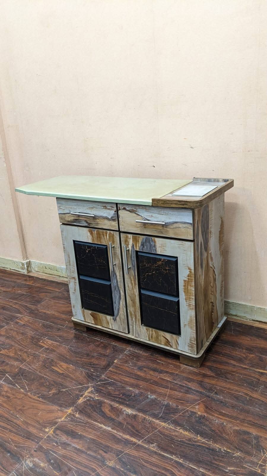 DivineCrafts Brand New Iron Table