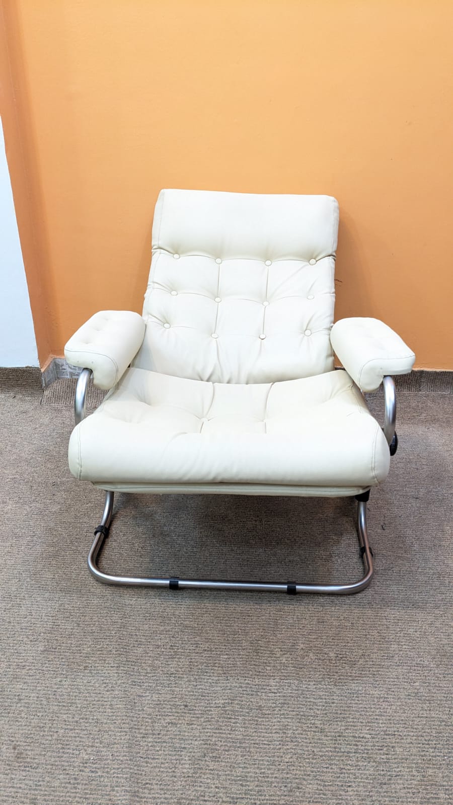 ✨ Imported Vintage ✨ Reclining Chair with Footrest