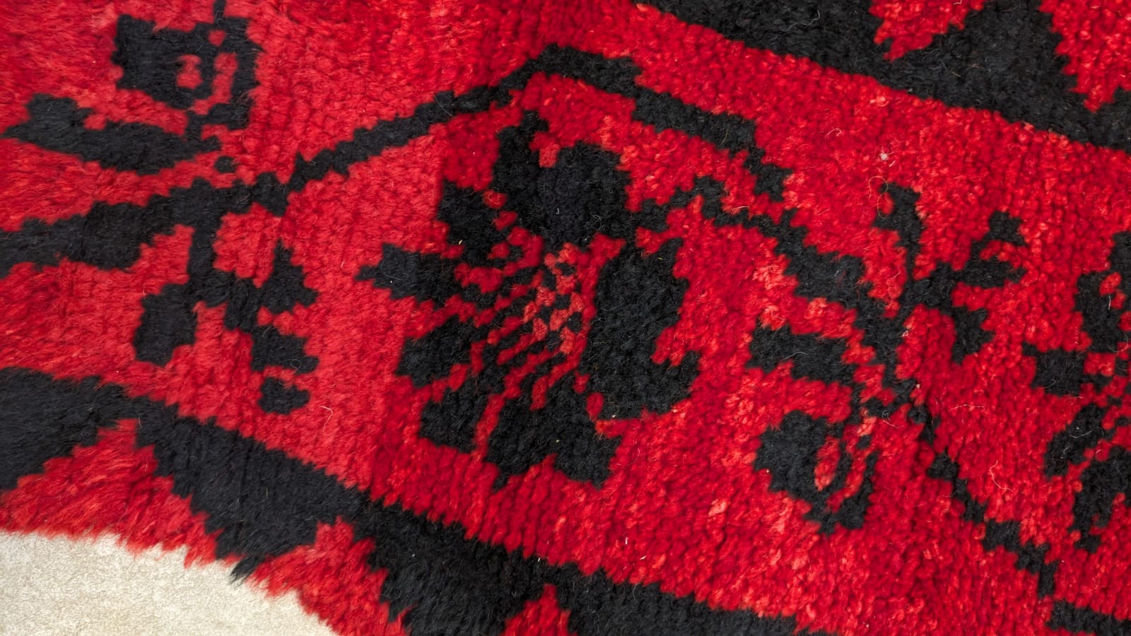 Vintage Morrocan Design Hand Knotted Carpet