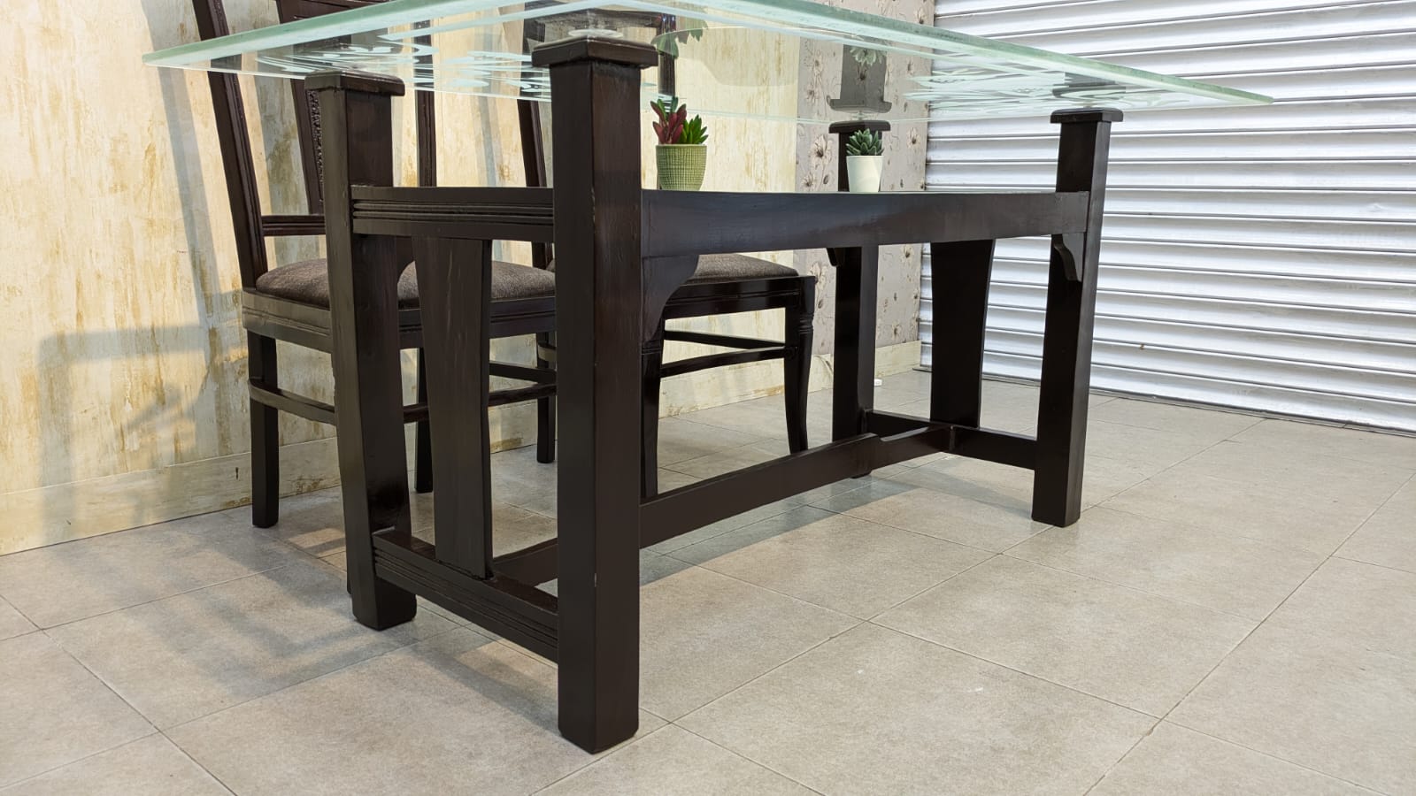 6 Seater Dining Table