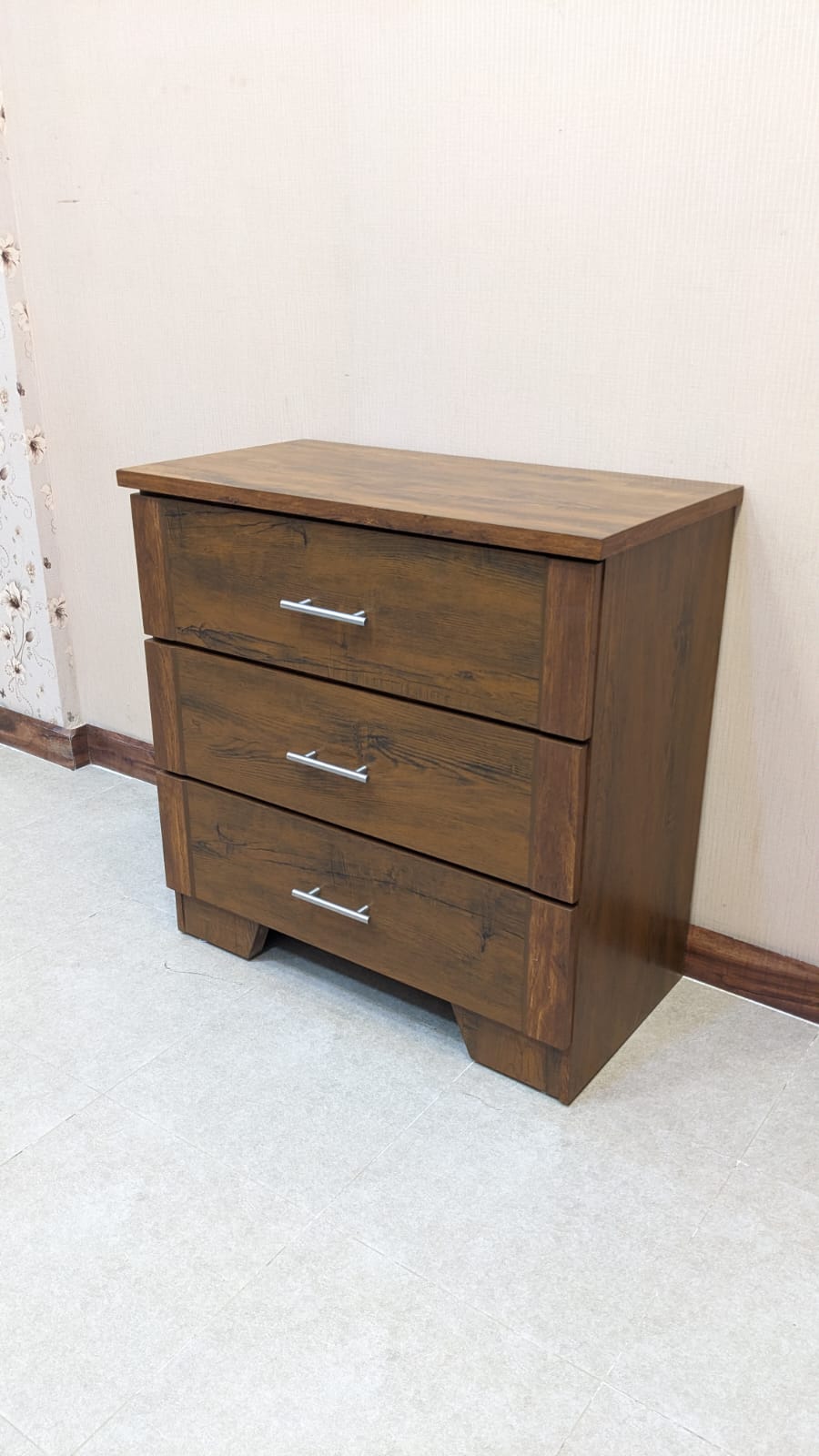 New 3 Drawers Chest