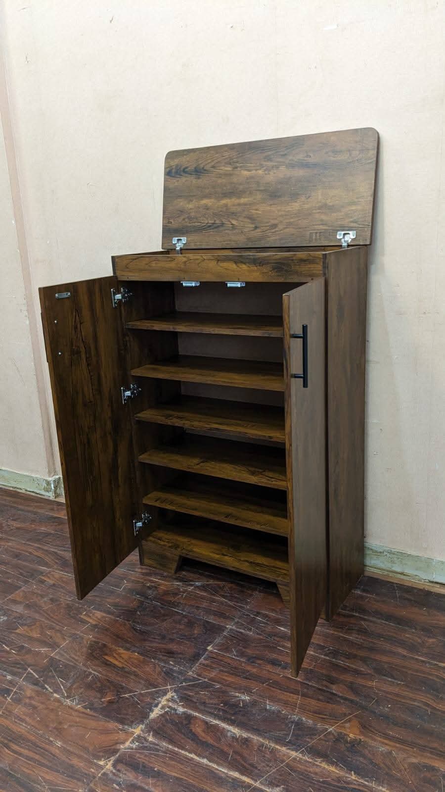 DivineCrafts Brand New Shoe Rack