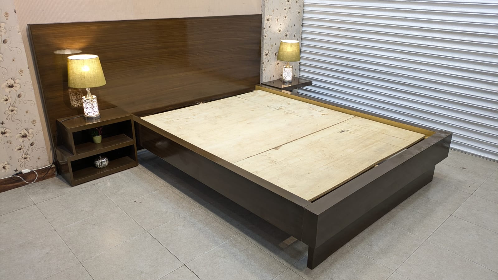 Queen Size Bed Set