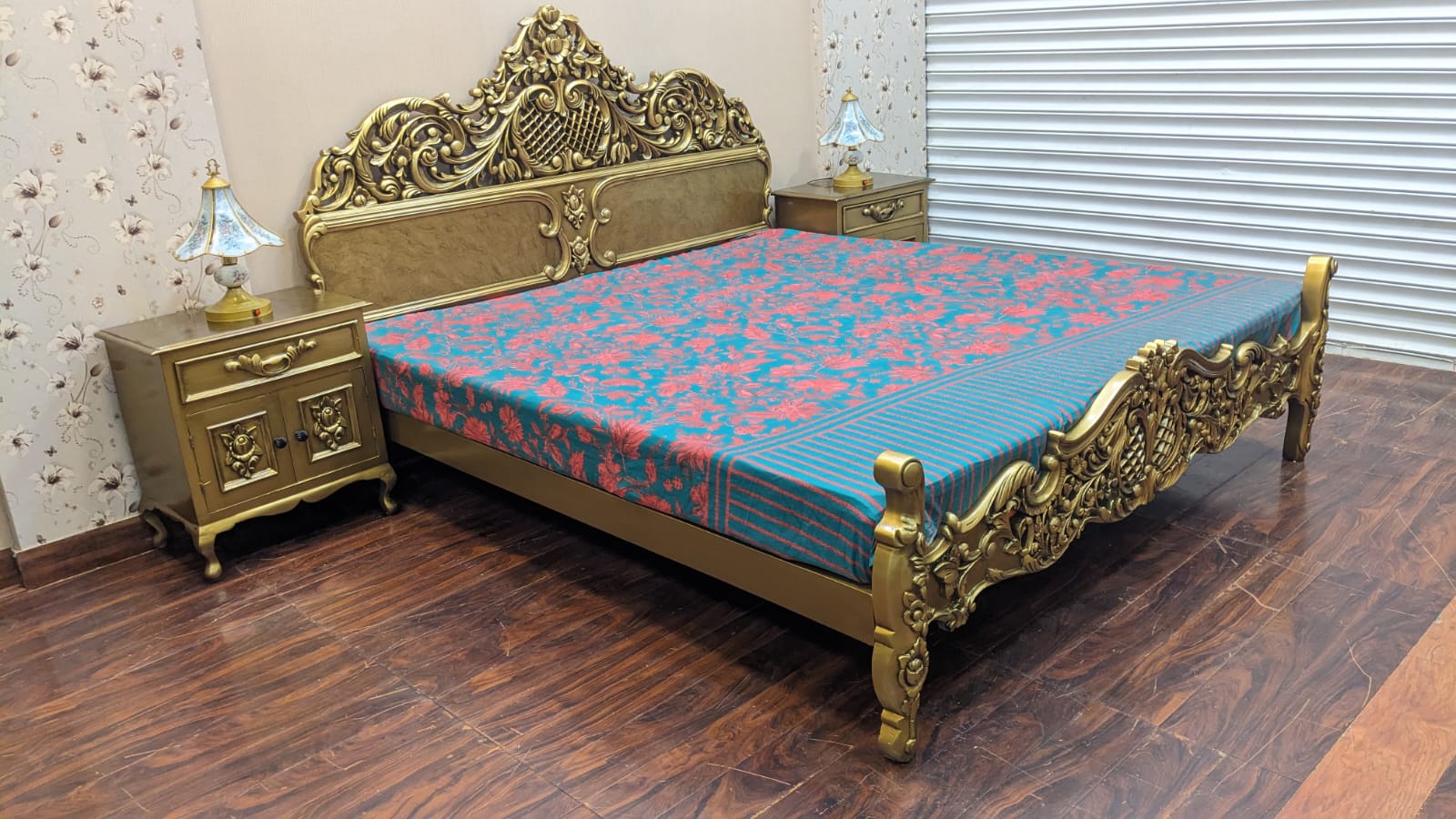 Solid Sheesham Wood Chinioti King Size Bed Set