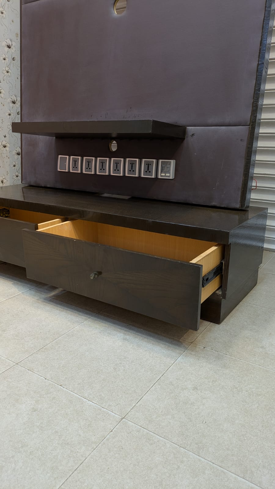 Modern Design TV Wall Unit