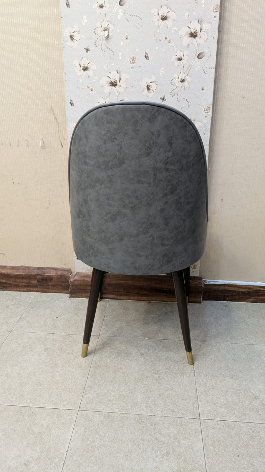 Modern Design 6 Seater Dining Table with Marble Top