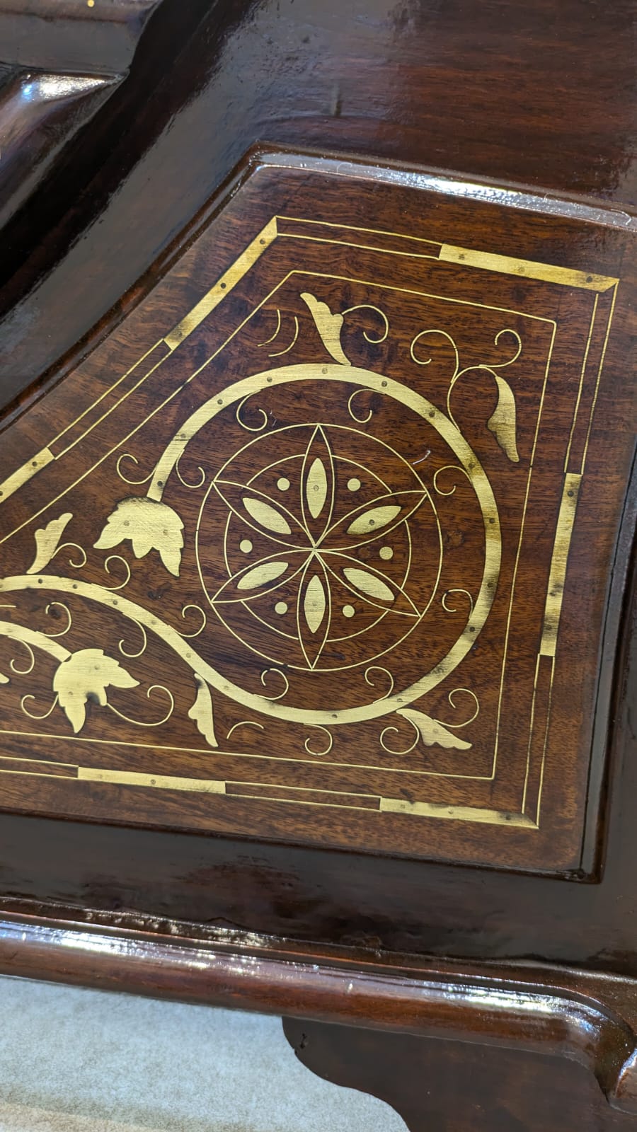 Solid Sheesham Wood Queen Size
