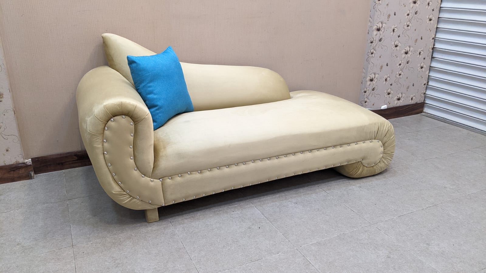 2.5 Seater Love Seat