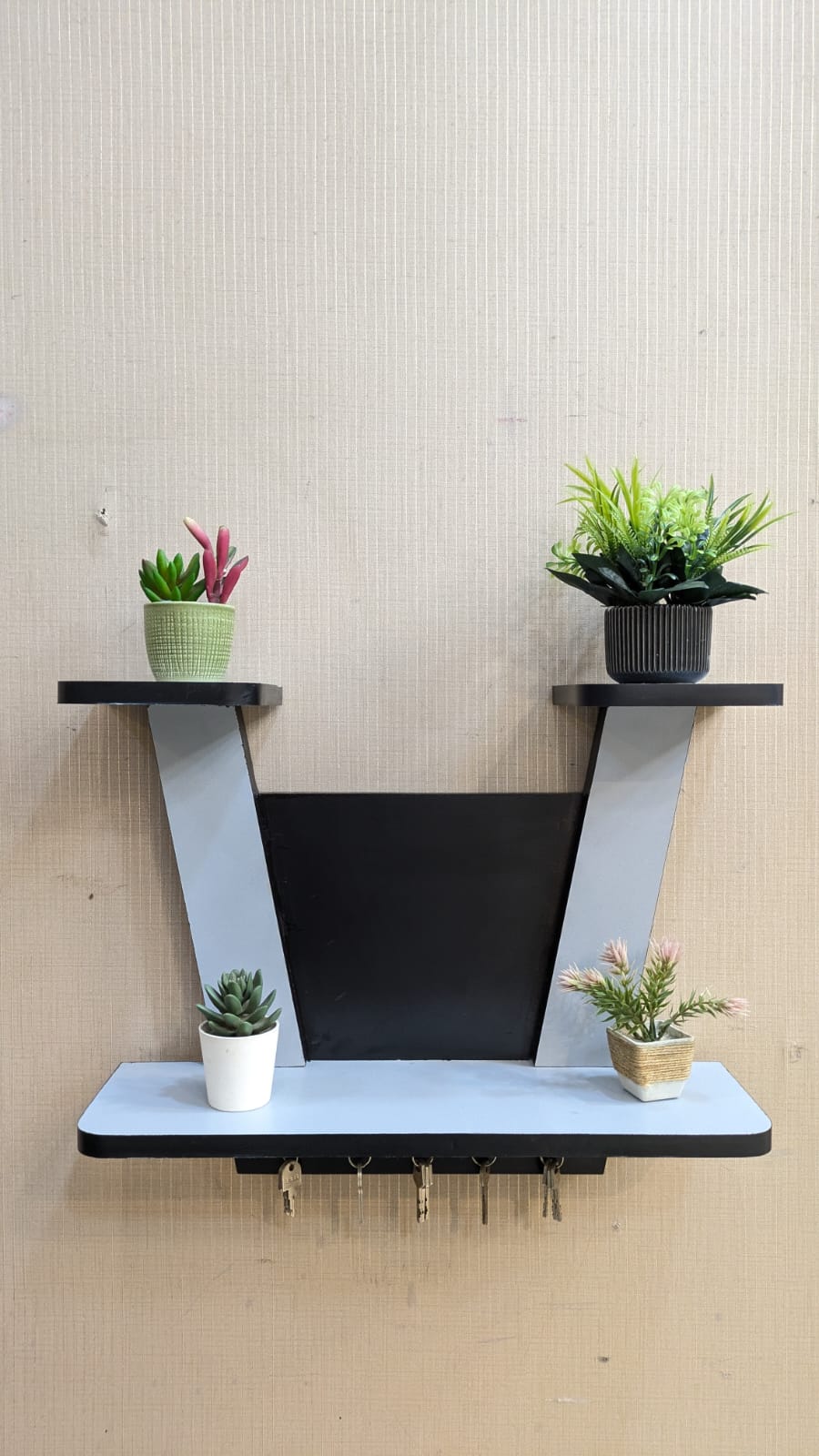 Brand new Stylish Display Shelf