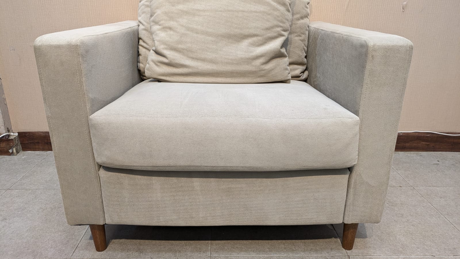 Interwood Anniston Single Seater Sofa