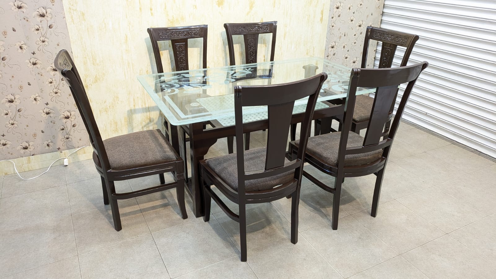 6 Seater Dining Table