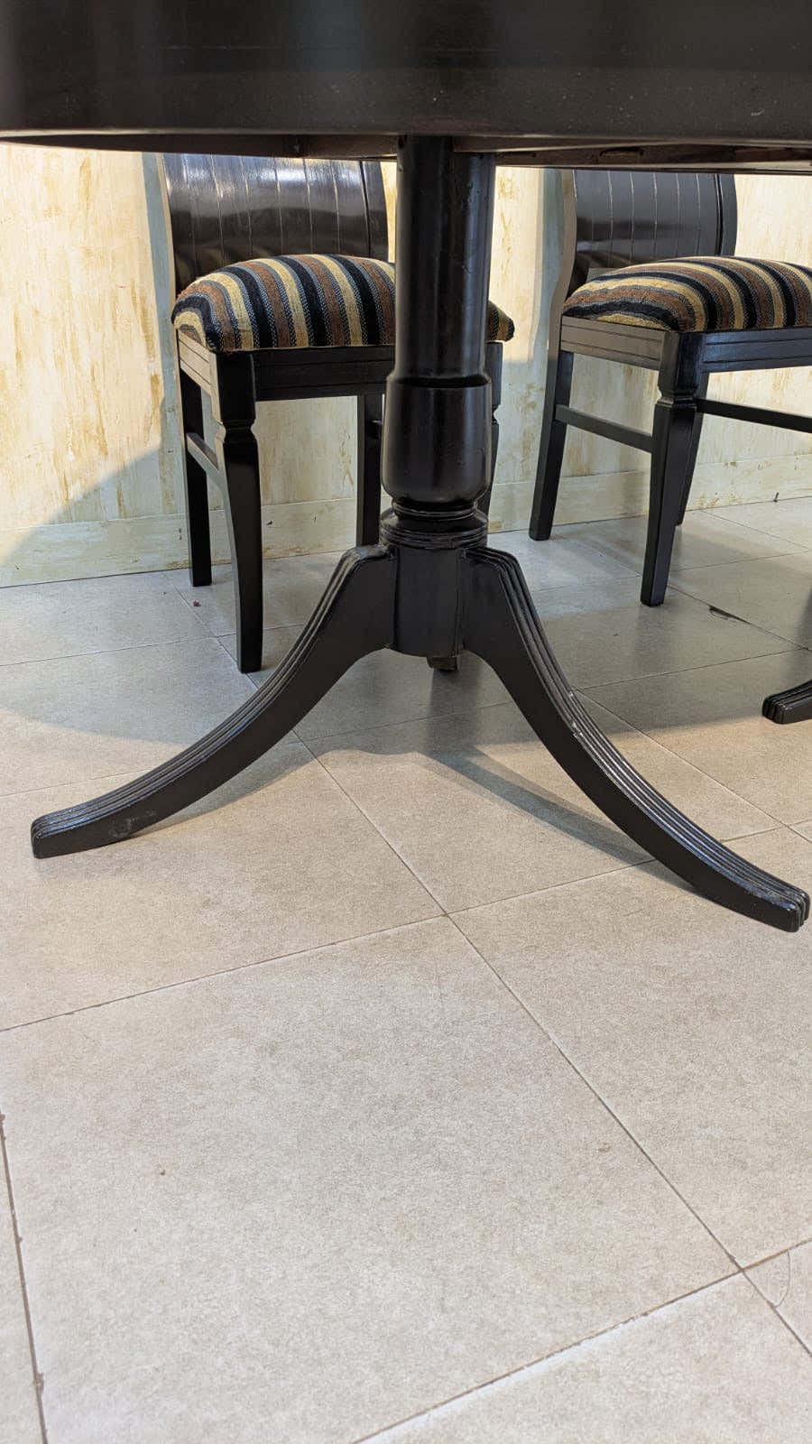Imported 6 Seater Extendable Dining Table